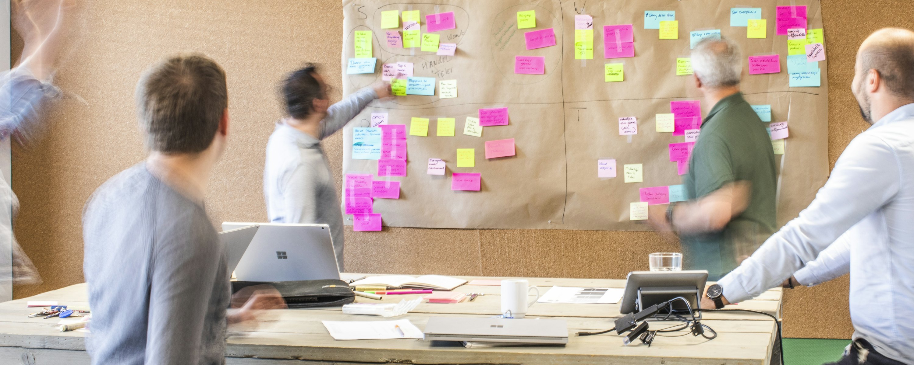 2022 1107 Kantoor 38